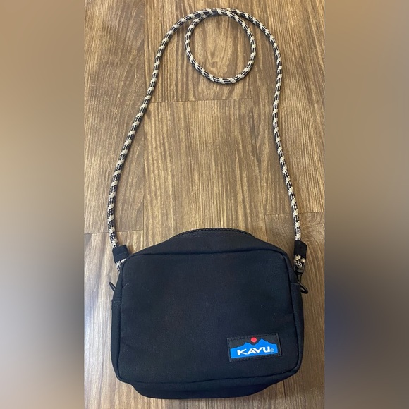 Kavu Small Black Crossbody - Picture 1 of 7